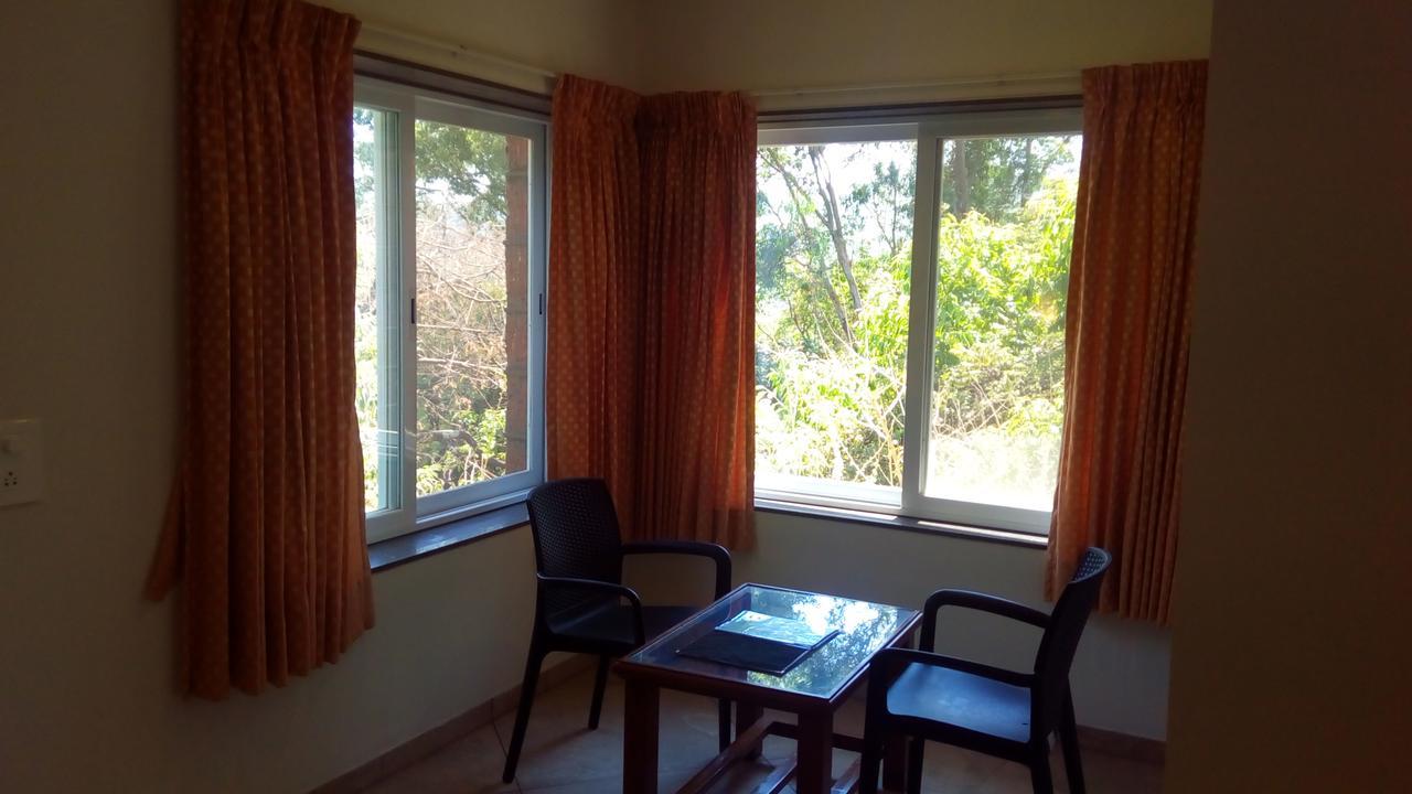 Hotel Tree Top Mahabaleshwar Exterior photo
