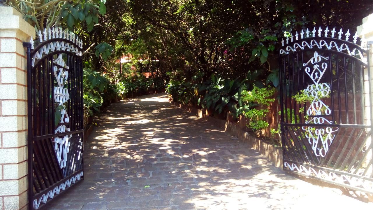 Hotel Tree Top Mahabaleshwar Exterior photo